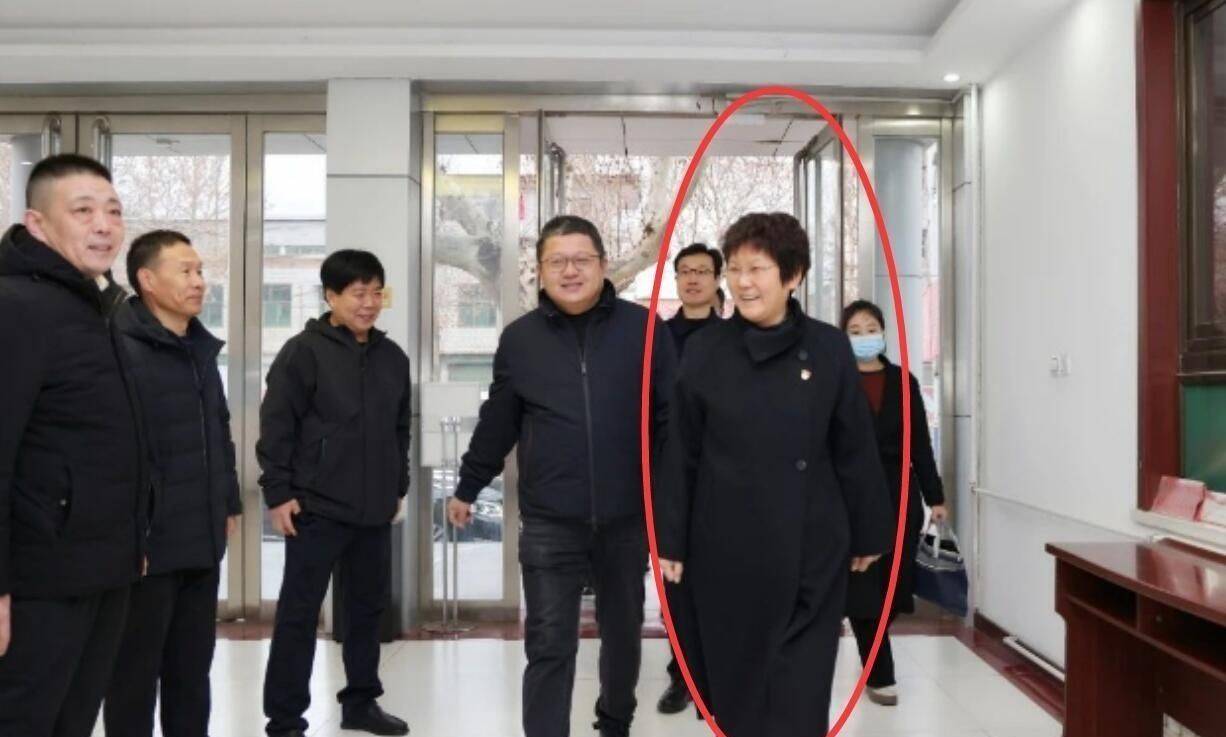 山西一县委书记突然去世,生前最后照片曝光,值得深思_黄晓君_翼城县