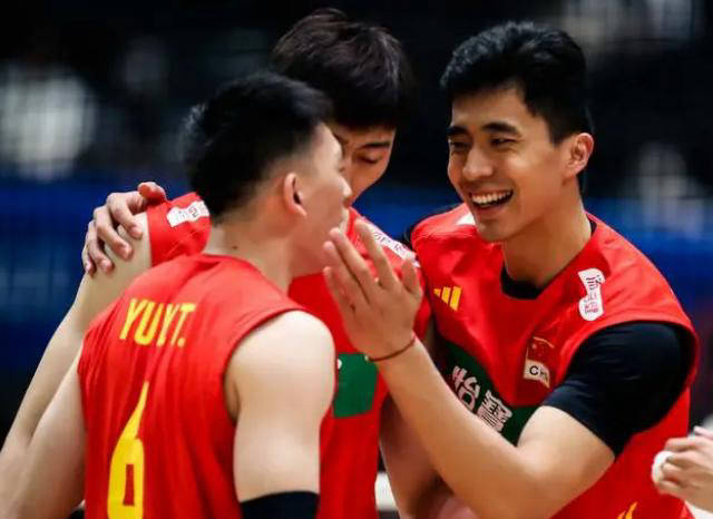 日本男排逆转战胜阿根廷,中国男排无缘参赛_比赛_世界_胜利