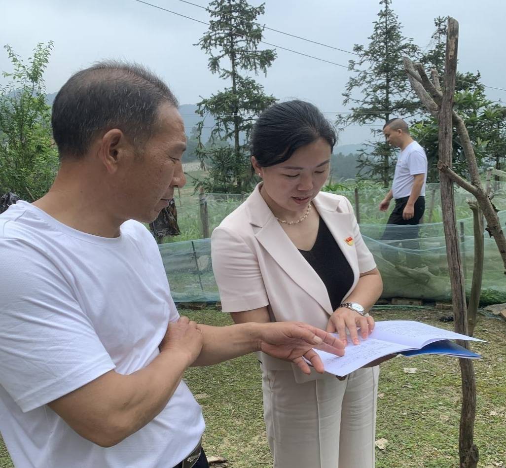 衡阳县畜牧水产事务中心到井头镇麓园村开展结对帮扶走访慰问活动