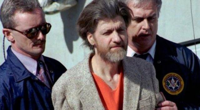 史上最难抓的"炸弹天才"智商比霍金高,fbi对他也束手无策_泰德