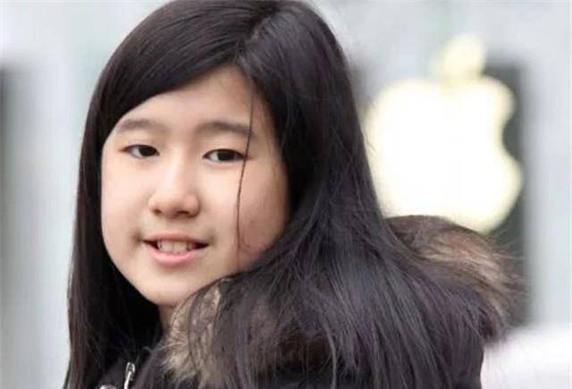 14岁天才女孩,为帮奶奶留住记忆独自开发app,比尔盖茨感动点赞