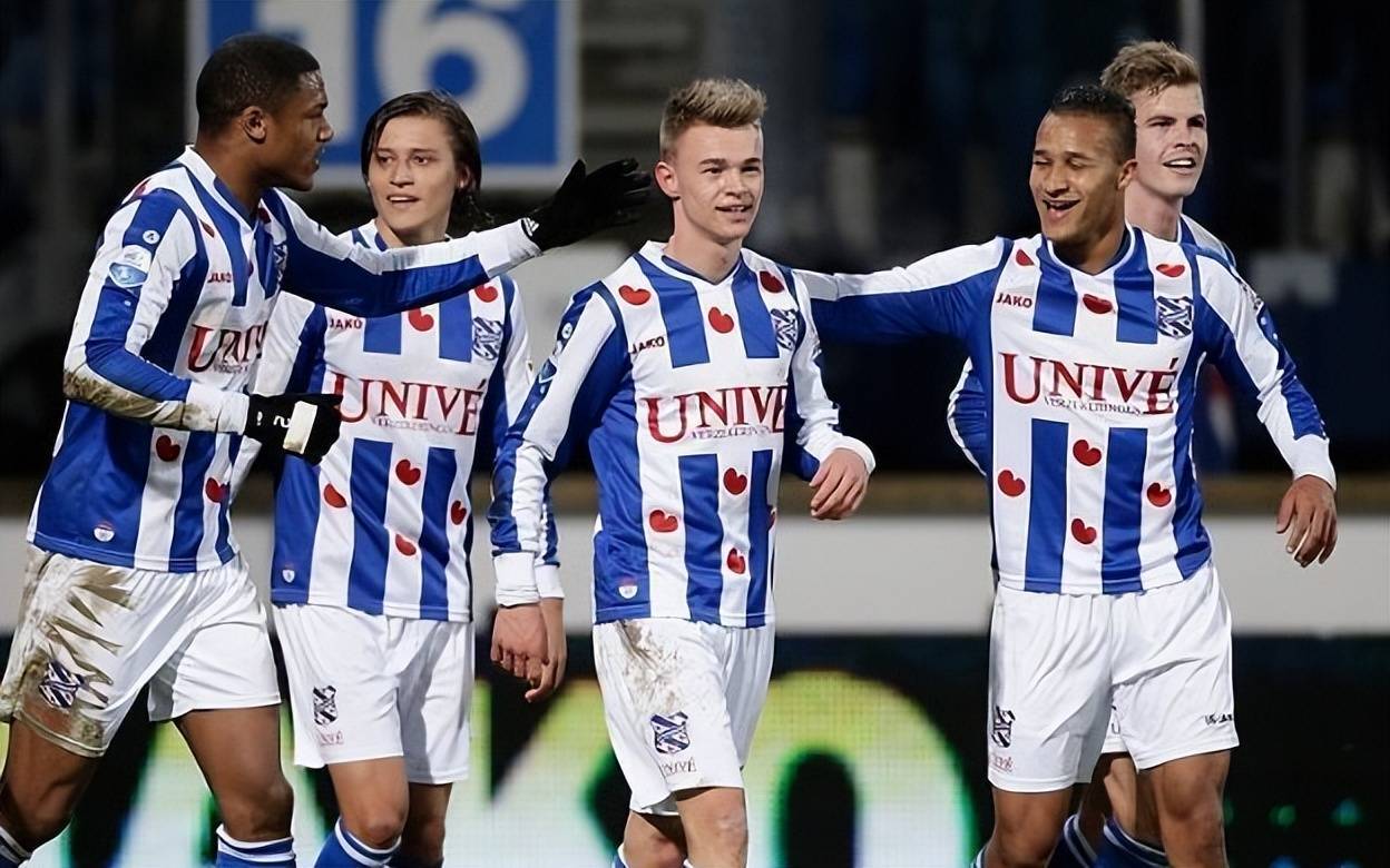 荷甲:乌得勒支vs鹿特丹斯巴达,荷甲附加赛,鹿特丹斯巴达反客为主?