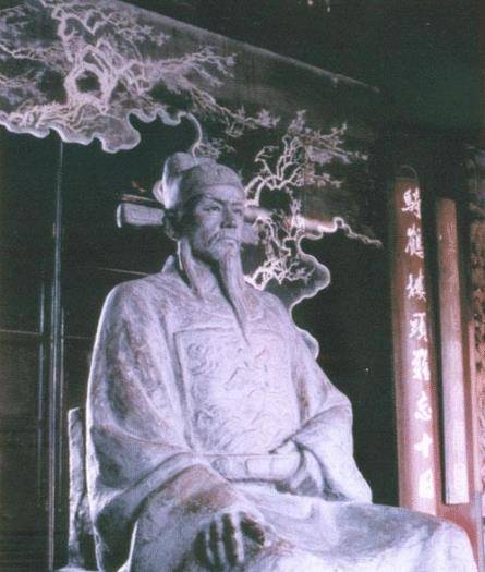 弘光政权建立时内部便倾轧不断极为腐化,加之政策失误而快速灭亡