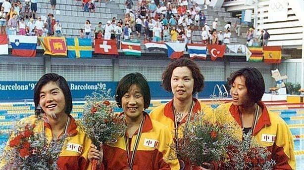 2003年,奥运冠军庄泳二婚嫁大8岁的队友,在英国诞下儿女