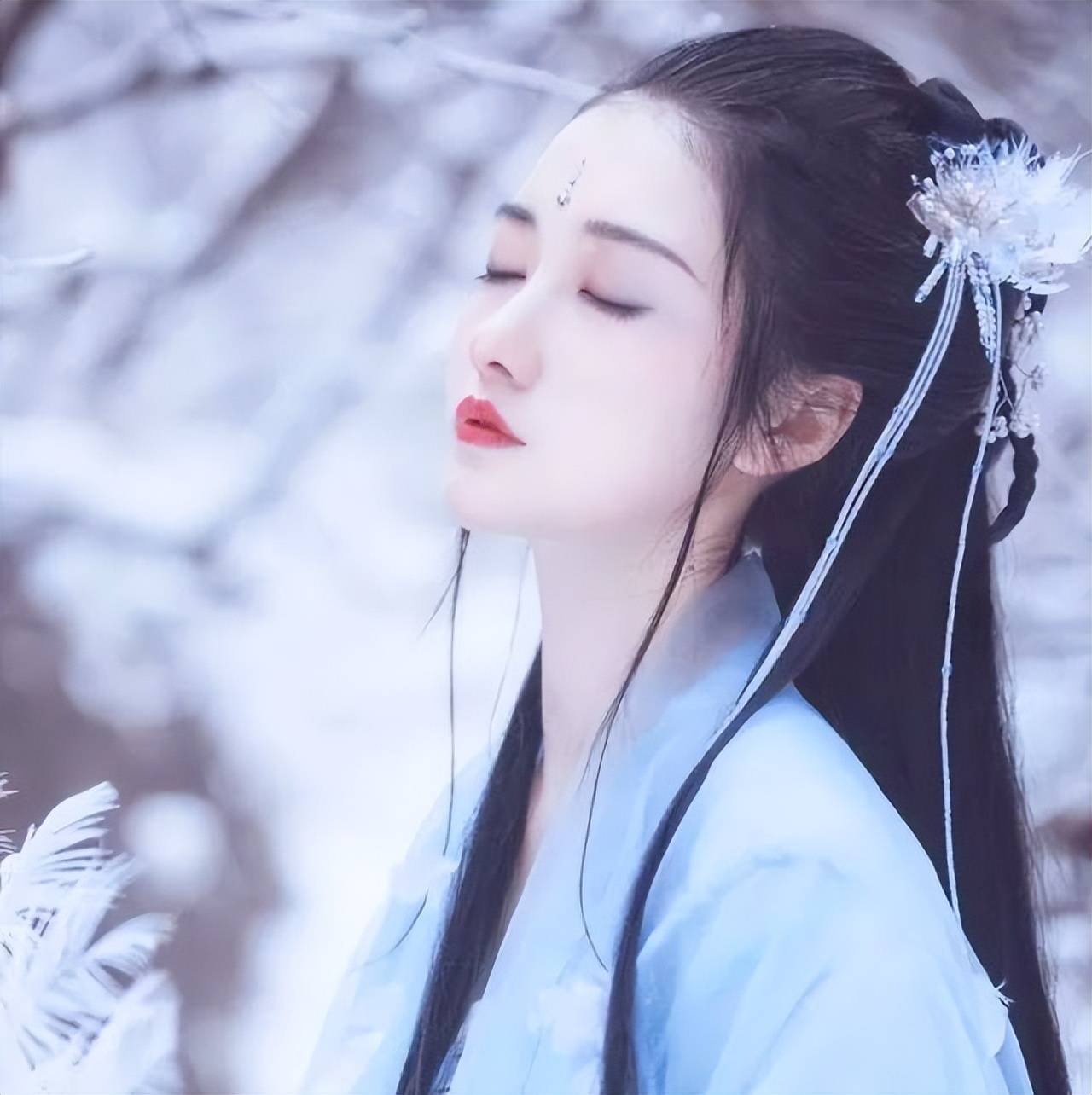 表达思念爱人的诗句_寄夫诗_才女寄夫诗词