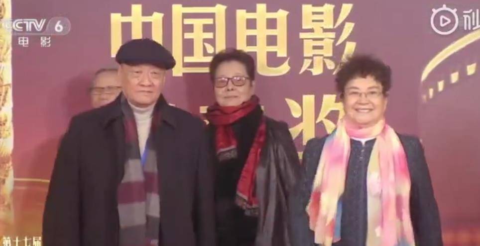 反串成名的王苏娅:从《五朵金花》到《战火中的青春》假小子高山