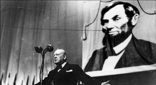 二战期间美国是怎样讹诈英国的?_法案_罗斯福_丘吉尔