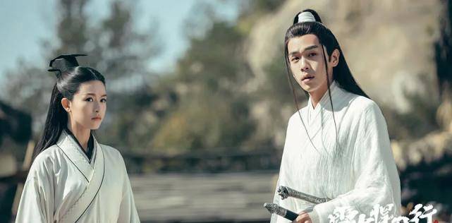 《雪中悍刀行》中徐凤年跟徐骁为什么那么怕徐渭熊?