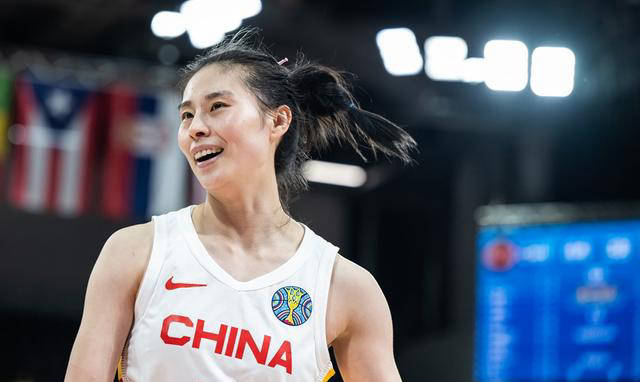 与韩旭李梦或联手冲击3连冠_山东_中国女篮_wcba