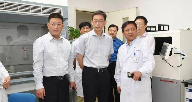 施一公的幸福生活:学霸高考状元妻子,龙凤胎儿女和110岁的爷爷