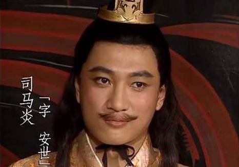 但司马衷的父亲司马炎早已看中了其他官宦人家的女儿,对于贾充的丑