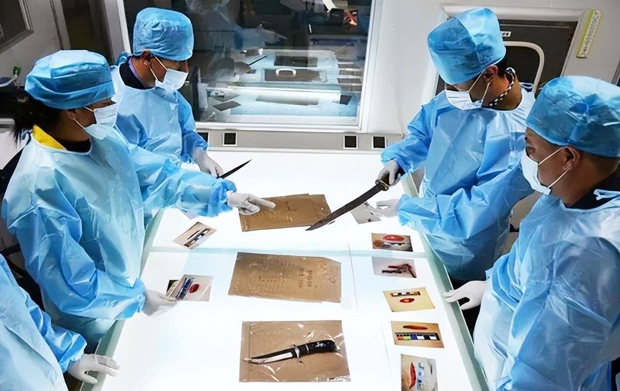 法医"尴尬"的私下生活:受人尊敬,但是找不到对象