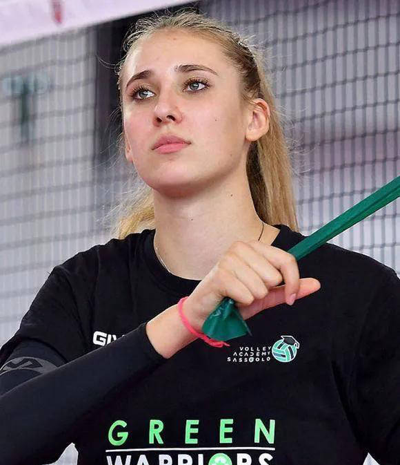安特罗波娃崭露头角,意大利女排实力大增!