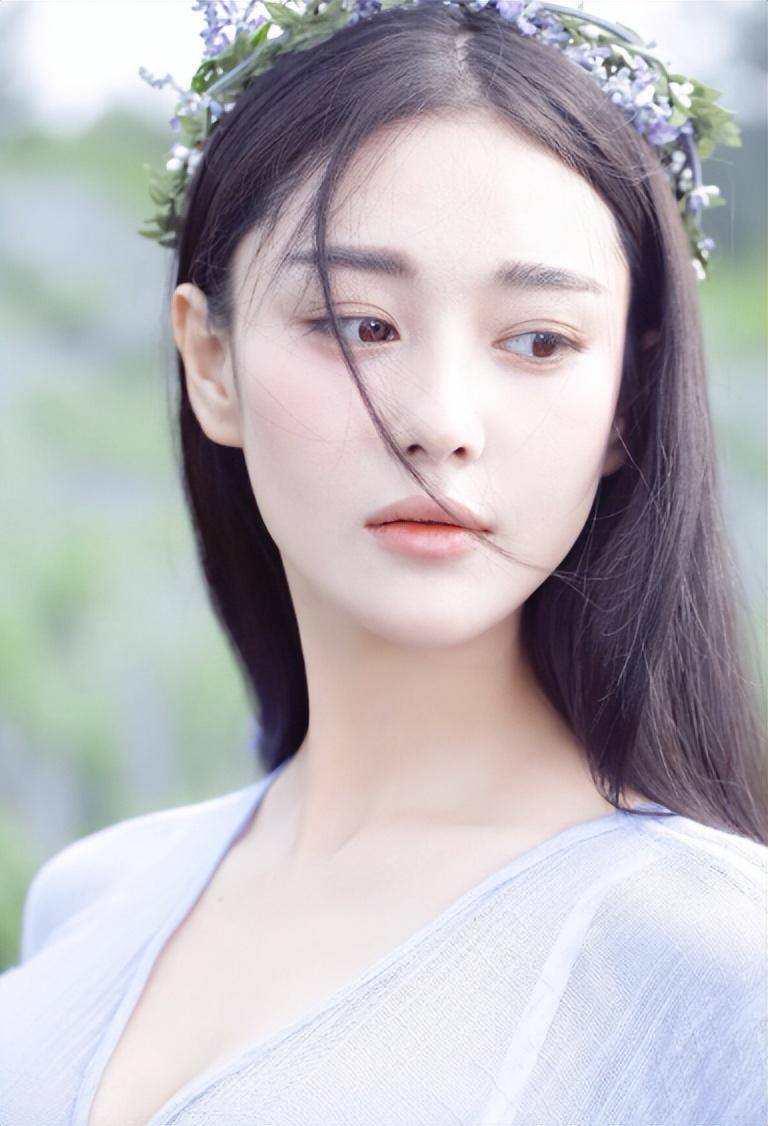 张馨予大尺度照曝光,多少人年少时的白月光