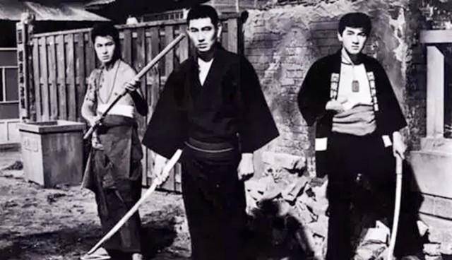 日本黑道女皇曾力压山口组,被美军搞垮经营饭店,倒闭后四处流浪