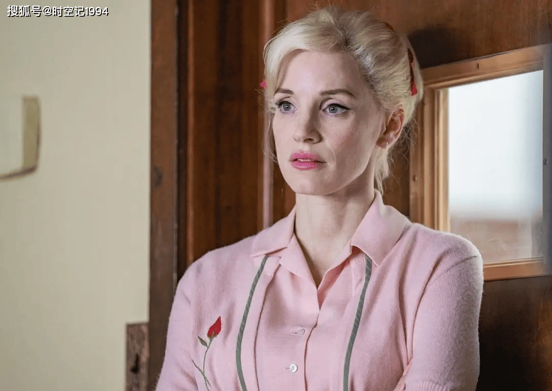 《母亲的直觉》:一路通杀的安妮·海瑟薇,是个空心美人