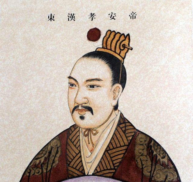 东汉"大太监"蔡伦:不仅会造纸,还会造孽