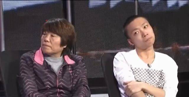 侄子由大姑抚养20年,长大向姑父母索要安置房,大姑:你爸有三套房