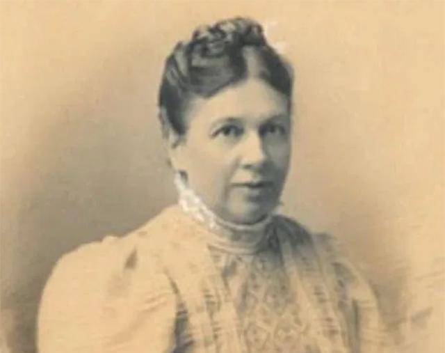 托尔斯泰晚年曾为一男学生离家出走,妻子公开指责他是同性恋