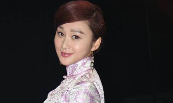 锅炉工娶懒婆娘,只穿旗袍不干活,44年后才知她真实身份_李桂兰_张洗非