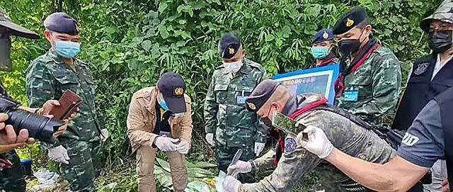 2018年,警花与搭档伪装深入敌营,与毒贩零距离接触险些被识破