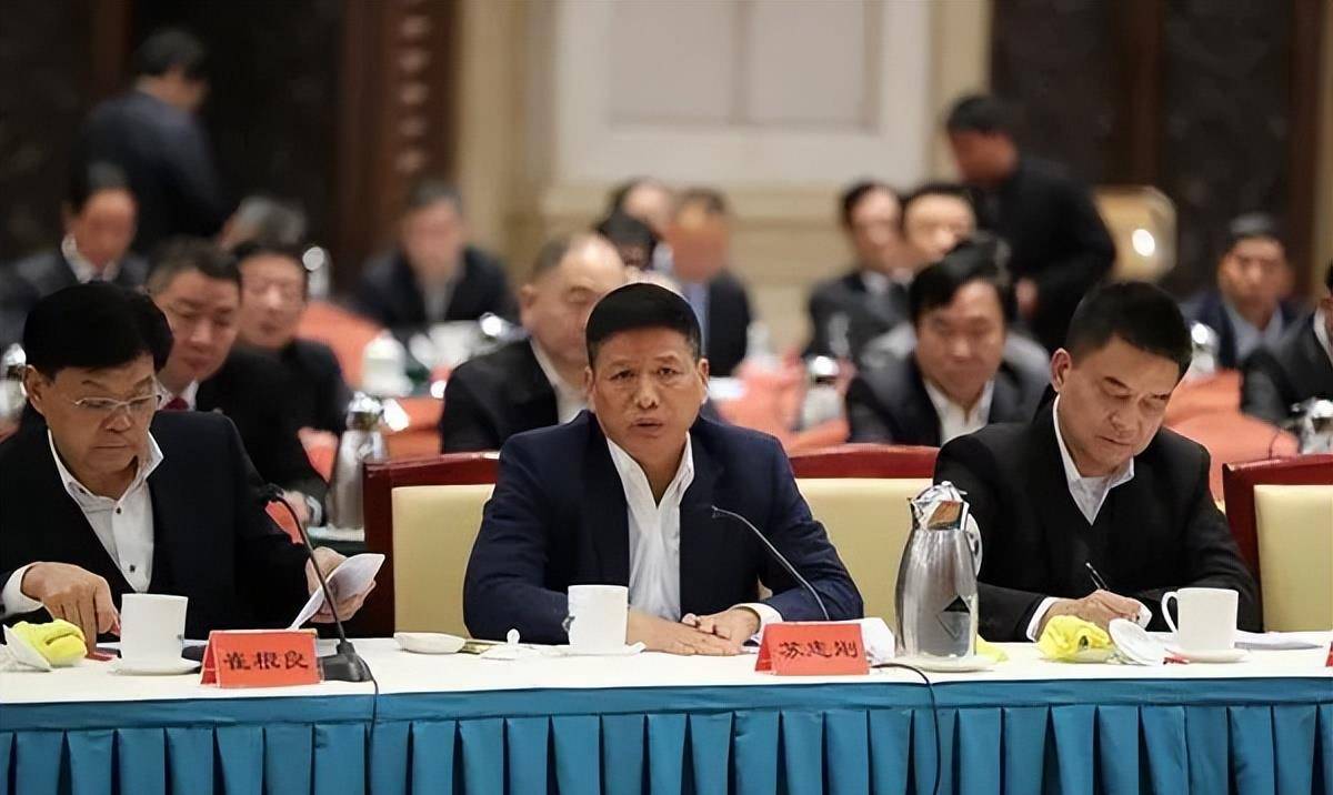 广东富豪苏志刚:靠2个游乐园赚千亿资产,包下747运输动物
