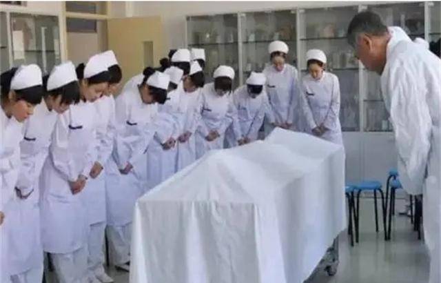 捐献解剖的遗体,在"使用"过后如何处理?是丢弃还是火化?