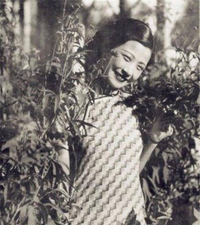 林淑华执意嫁给穷小子,林父大怒打女儿一巴掌:养你不如一条狗