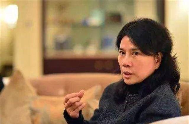 董明珠儿子:集才华与帅气于一身,37岁至今未婚,法律硕士研究生