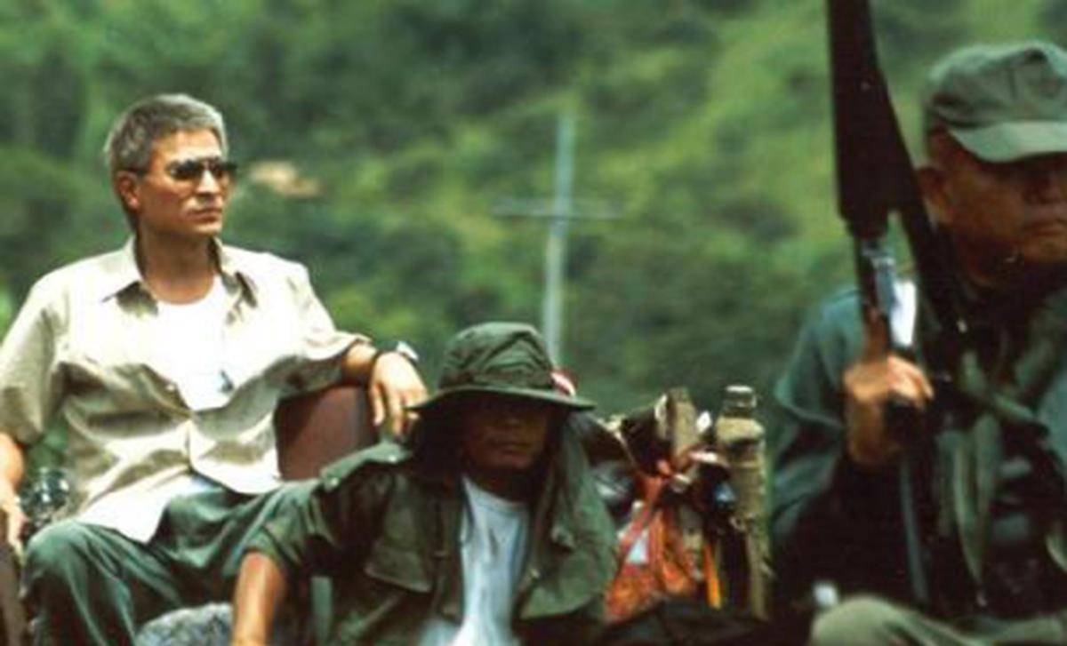 缅甸最大女毒枭,4岁玩枪嚣张跋扈被人称为"女皇",活到90岁