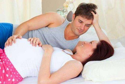 孕期性福指南:如何在孕期保持健康和谐的性生活_孕妇_问题_伴侣