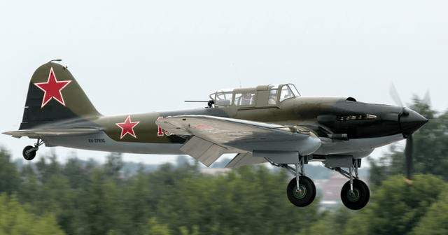 二战苏联战机盘点,空中的钢铁洪流,不仅数量多,性能也很强大!