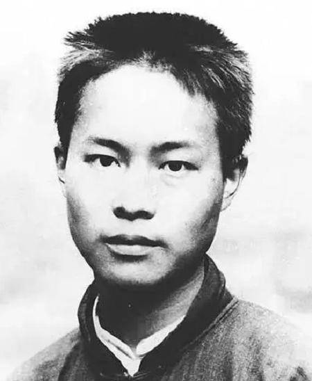 沈从文中年割腕的背后:与不爱自己的女人结婚,把一生过成了寂寞