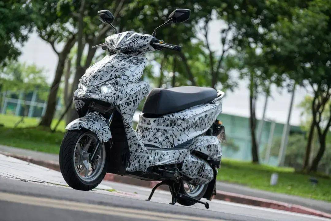 光阳135cc水冷踏板曝光,平踏 前后abs是最大卖点