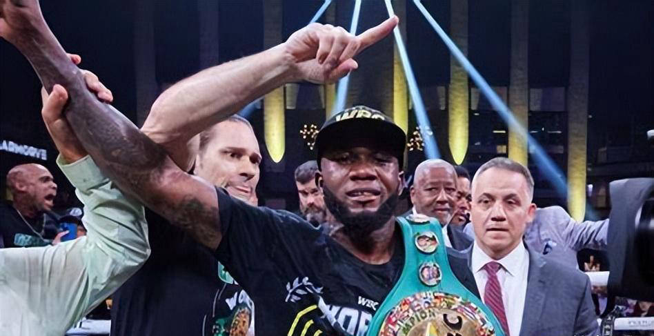 世界中量级拳王阿达梅斯自信满满,备战下一战