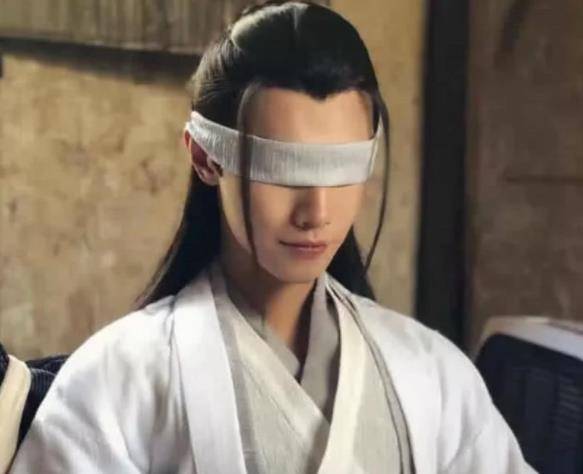 对于薛洋来说,晓星尘是他唯一的糖,小时候,薛洋被