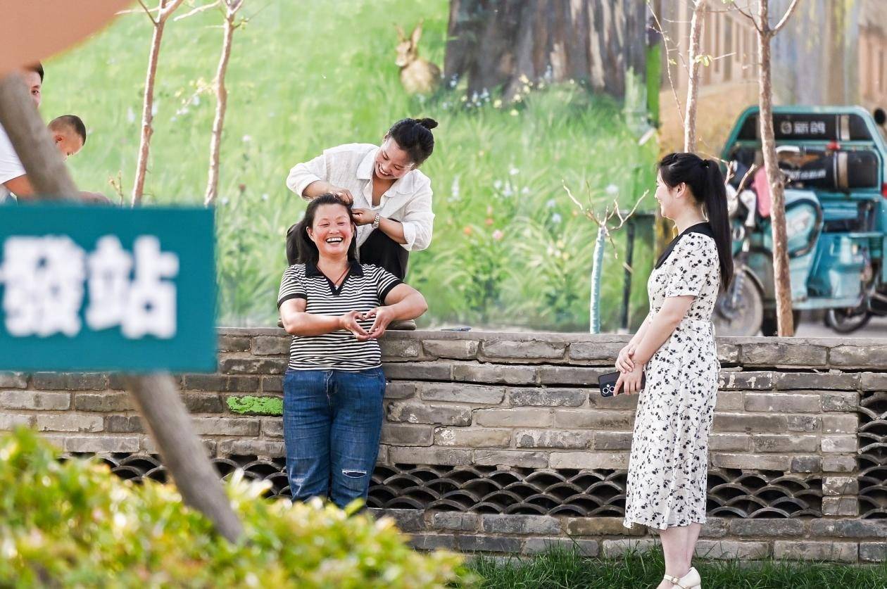 两年多来,滑县在中国民生银行和乡村发展基金会的大力支持下,把这片