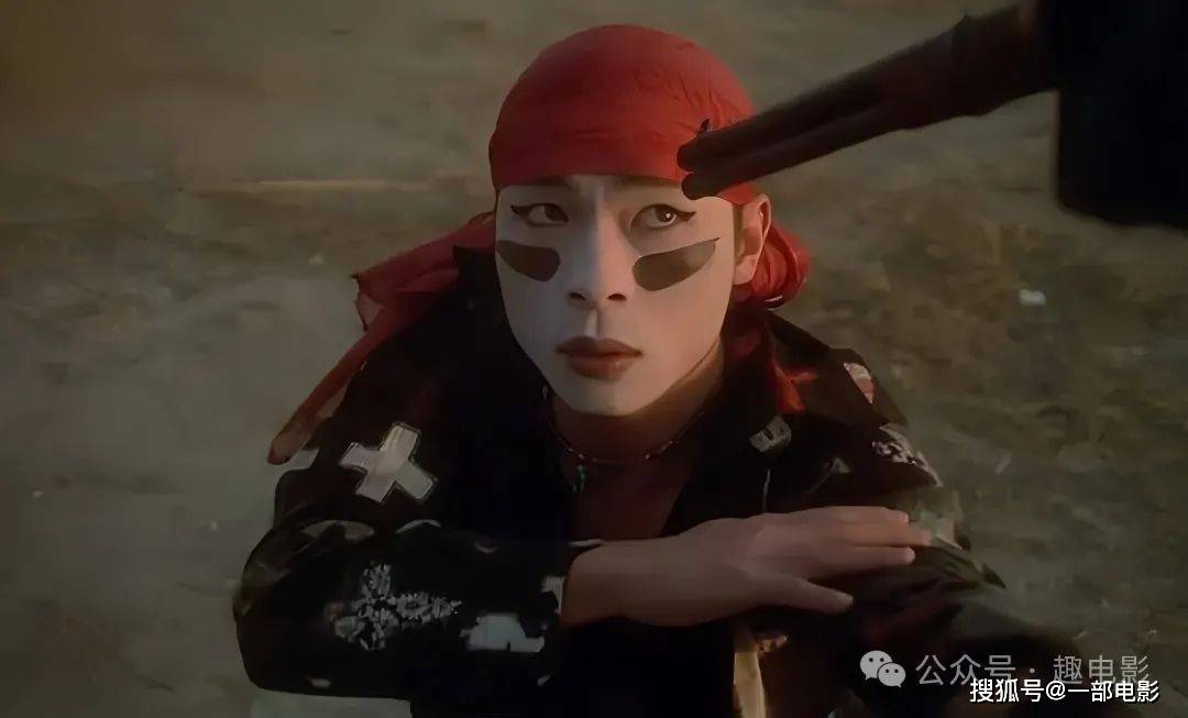 很脏很压抑,被冷落的史诗之作