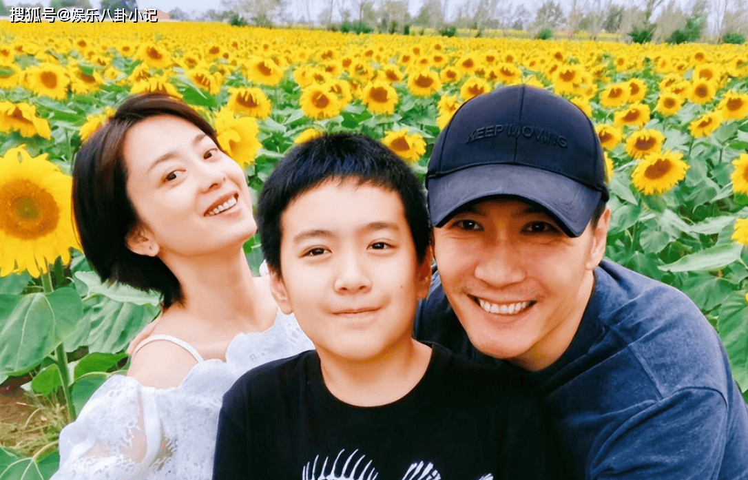 她是最干净的女演员,与小丈夫结婚18年零绯闻,把婆婆当亲妈对待