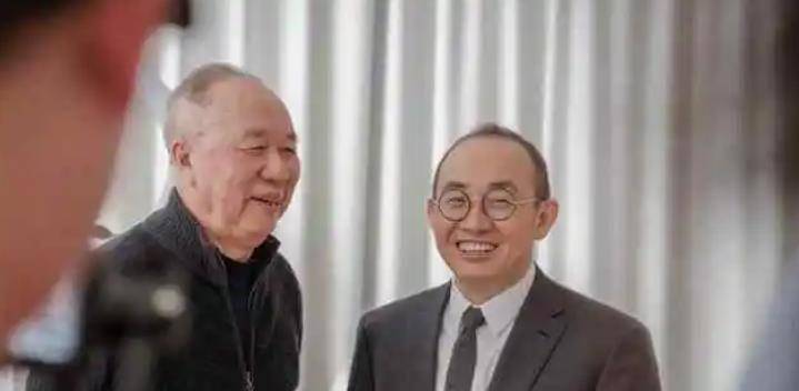 三次入狱的首富牟其中,靠发妻300元起家,出狱后不忘回报