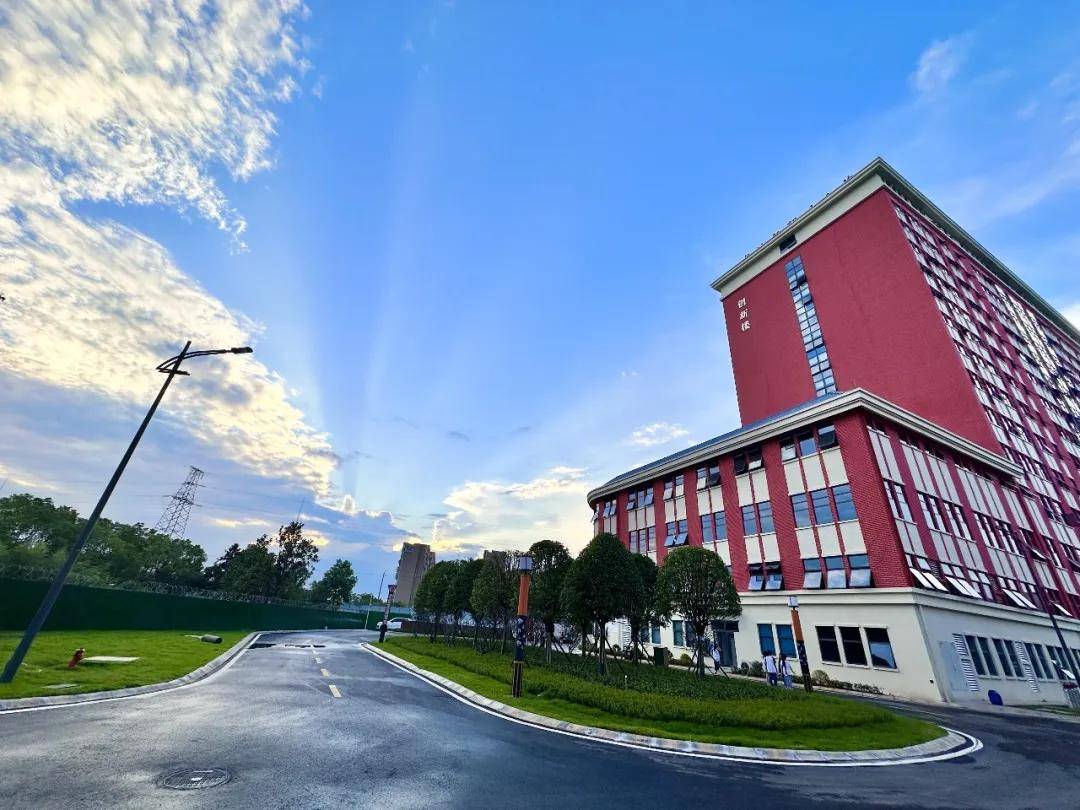 长沙经贸职业中专学校2024最新简章