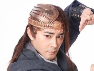 的五个人,两个在明教,智力最高的被无忌揽入怀中_赵敏_张无忌_殷素素