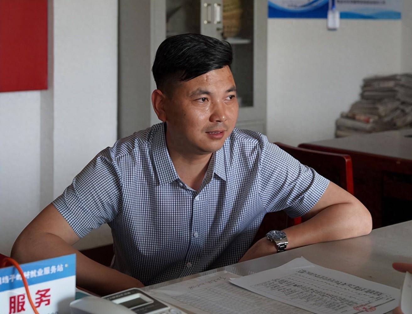 范成伟:以责任诠释担当 以实干赢得民心