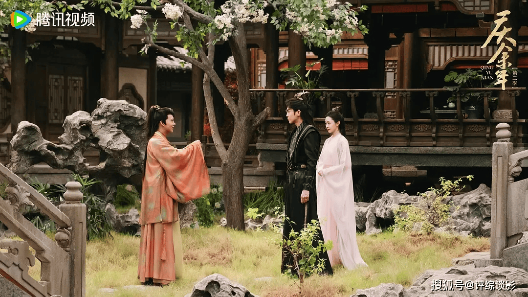 热搜第一！-选择奈克瑟斯,当天全国热搜第一 黄金奖杯