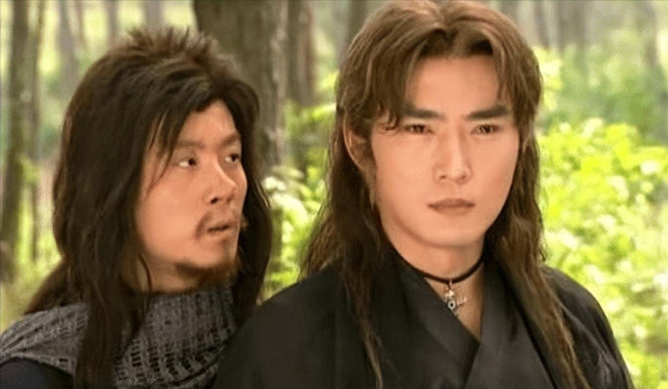 1997年,陈创因出演电视剧《危情时刻》而正式踏入演艺圈.