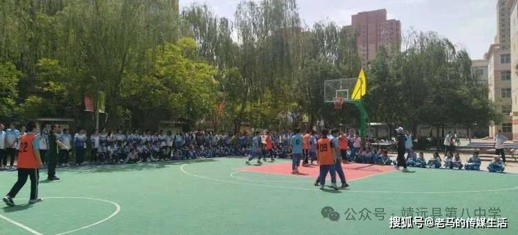 靖远八中开展2024年校园篮球班级联赛活动