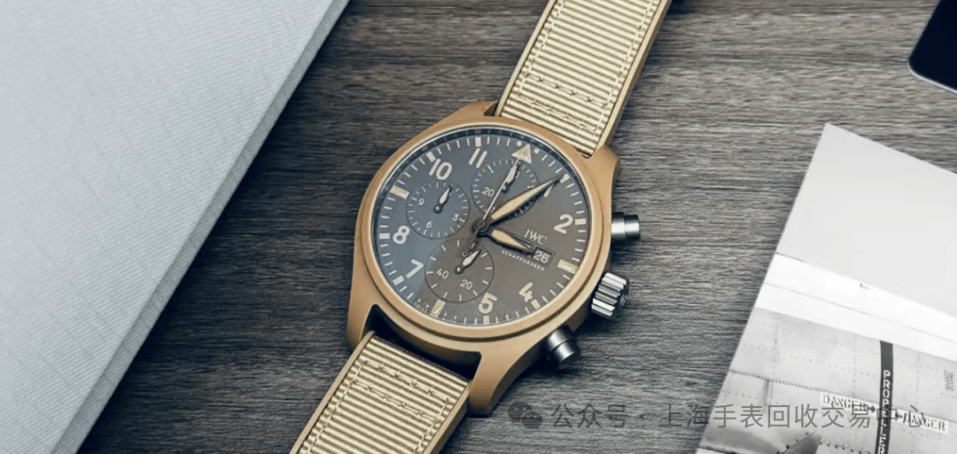 还记得汤姆克鲁斯的黑色保时捷设计计时码表 1 是由 orfina 制造的吗?