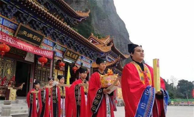 龙虎山天师之争,谁才是真正的第64代张天师?