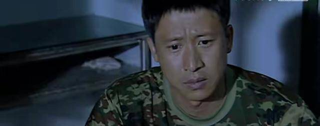 在小说《士兵突击》中,为何首先动刀被改编的会是最好的钢七连?