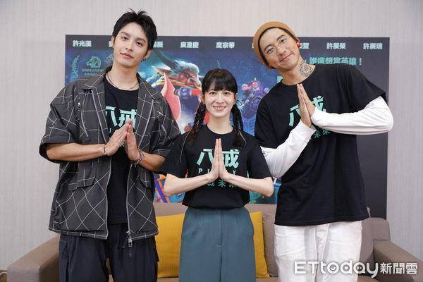 傅孟柏登机突收讯息「得知要当爸!」 下秒空姐走来:请开飞航